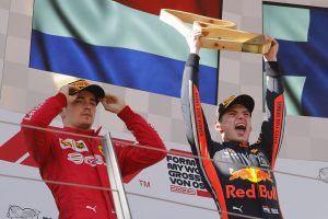 Lee más sobre el artículo Max Verstappen se queda de forma polémica con el GP de Austria