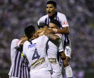Lee más sobre el artículo ¡Comenzó la Liga 1! Arrancó la fiesta del fútbol peruano