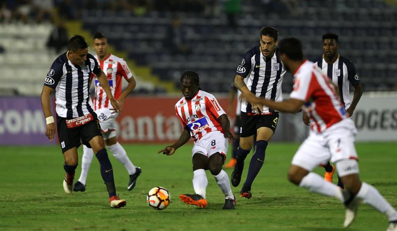 Lee más sobre el artículo Copa Libertadores: Alianza Lima perdió ante Junior