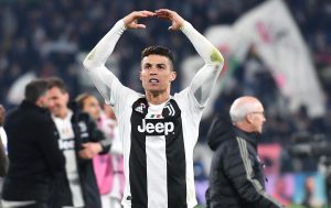 Lee más sobre el artículo Champions League: Cristiano clasifica a la Juventus con un ‘hat trick’