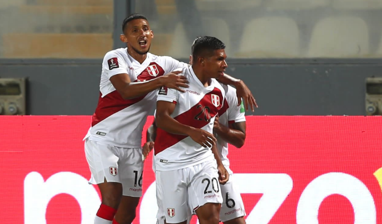 Lee más sobre el artículo Peru empató 1-1 ante Ecuador y mantiene chances de clasificar