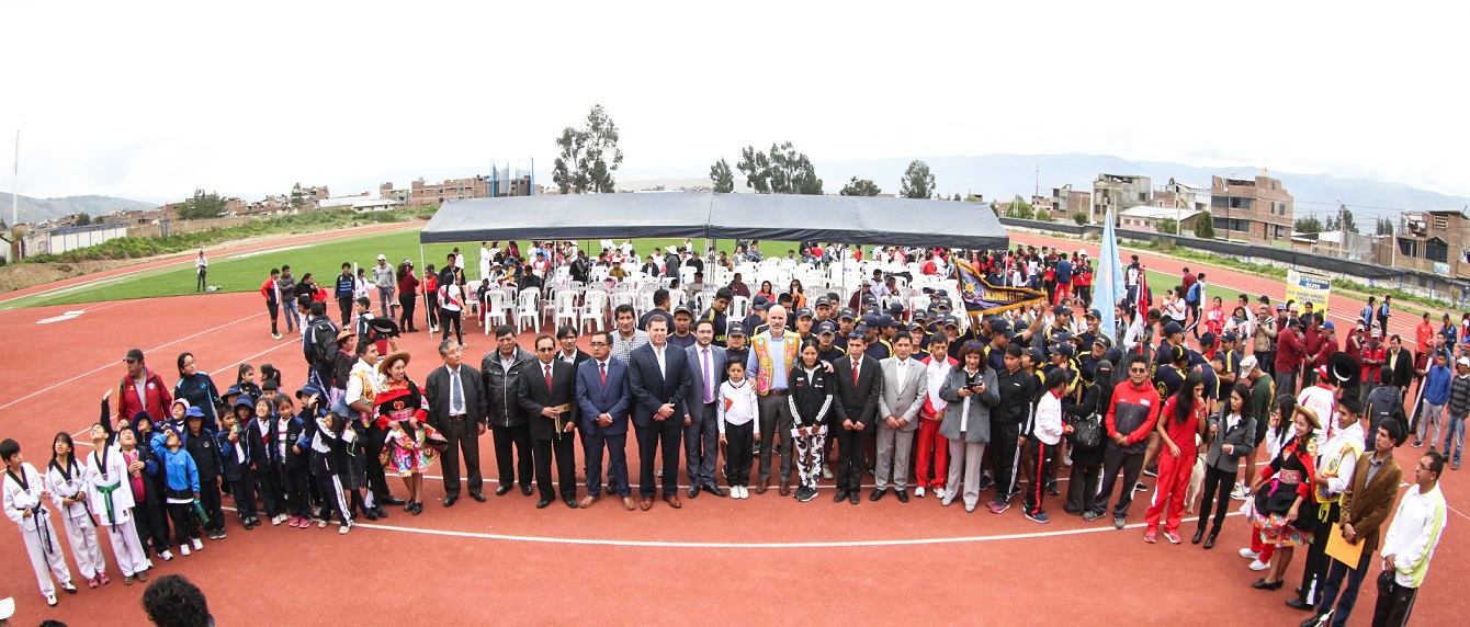 En este momento estás viendo IPD inauguró espectacular pista atlética y Centro de Medicina Deportiva en Junín